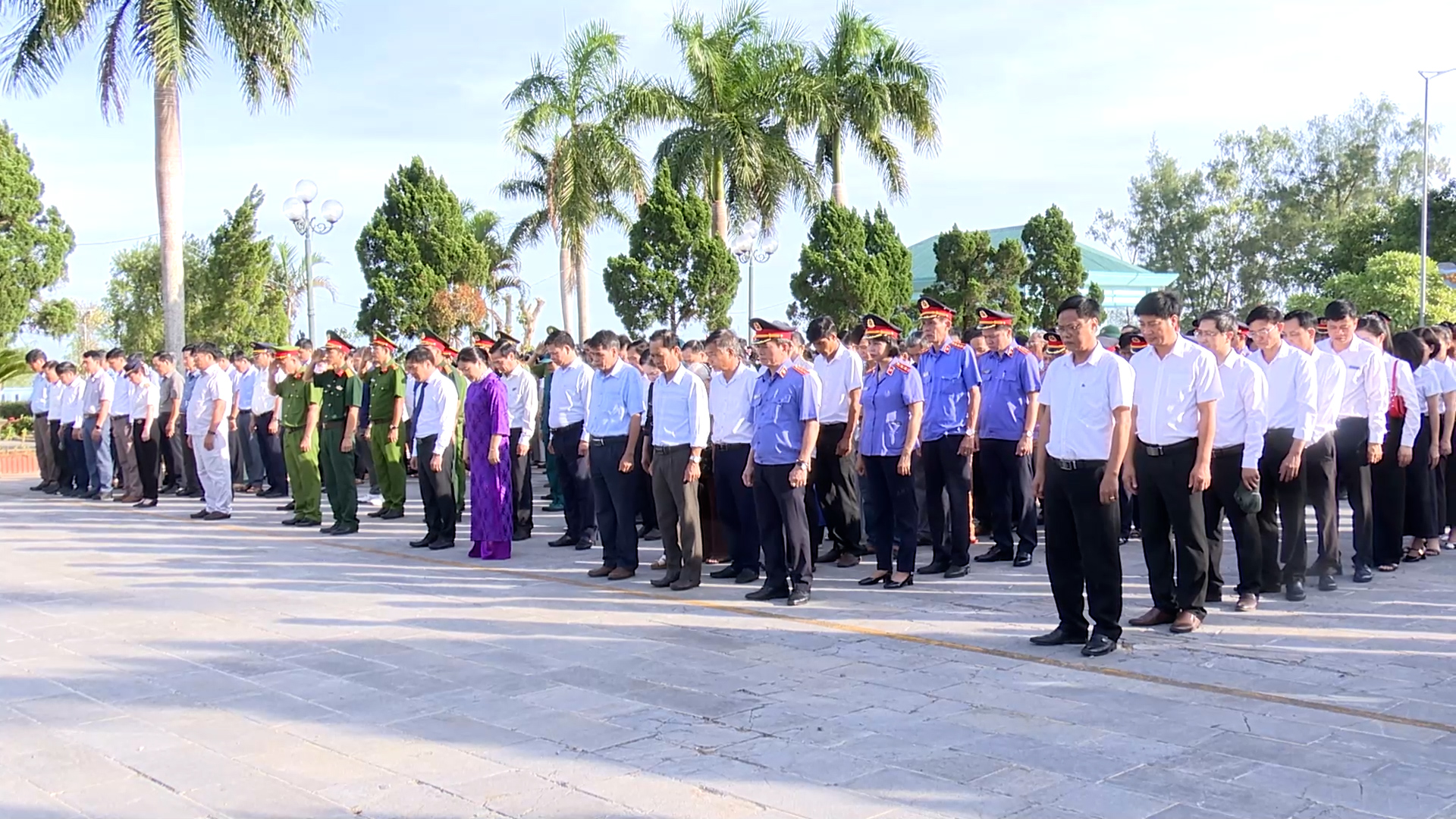 Phường Quảng Trị dâng hương, tri ân các anh hùng liệt sĩ dịp 27/7