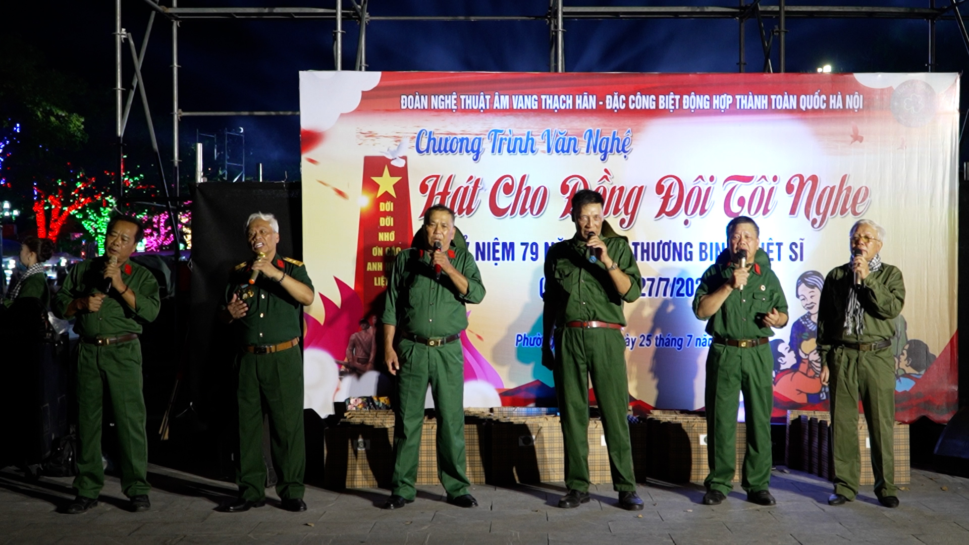 Sôi nổi các hoạt động tại Phố đi bộ Ngô Quyền phục vụ Nhân dân và du khách